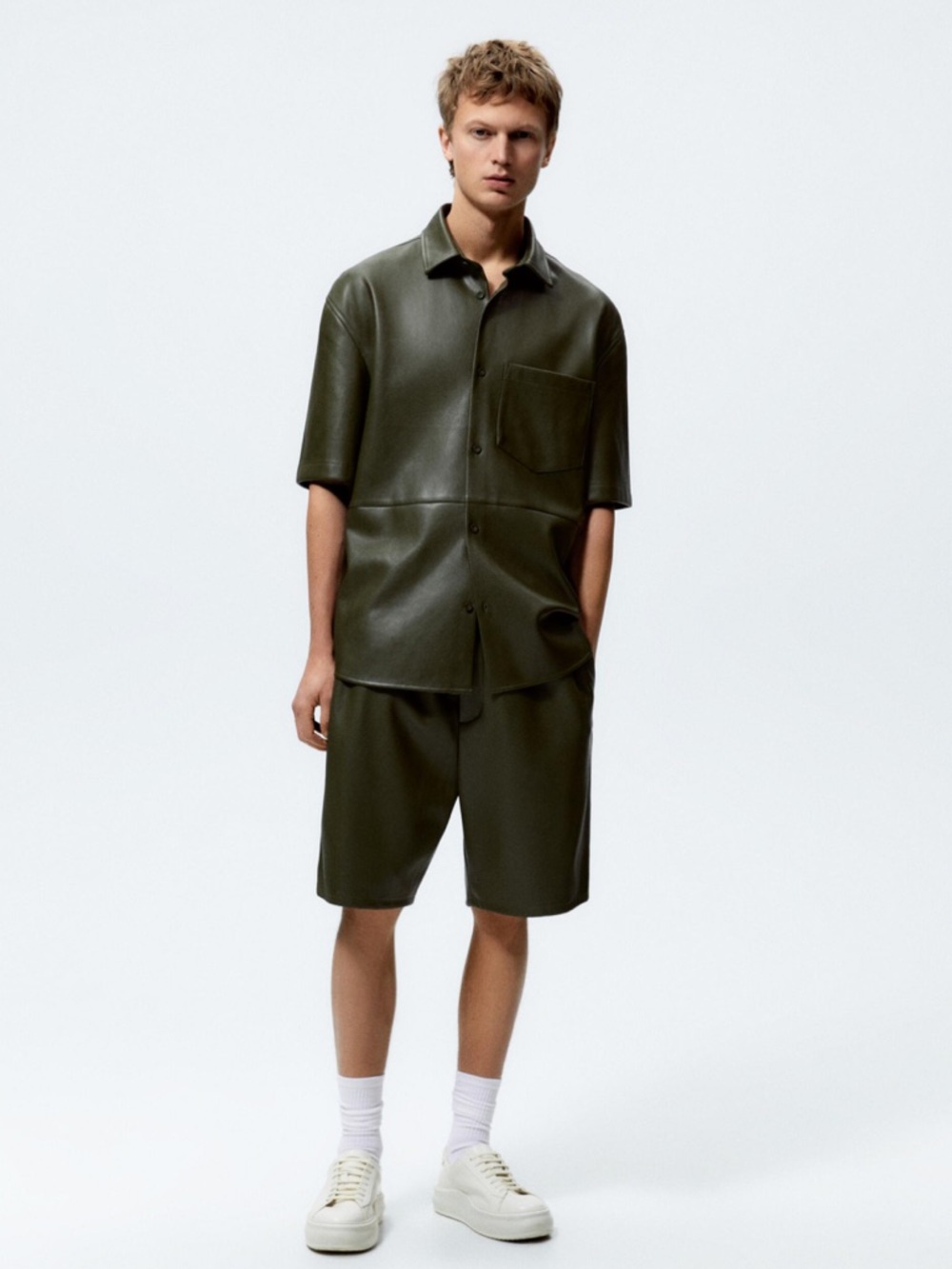 Zara Faux Leather Shorts Green Wide Fit L Mens Streetwear Elastic Waist NWT